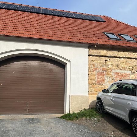 Ubytovani 1Kk Ve Zlonicich Slaný Eksteriør bilde